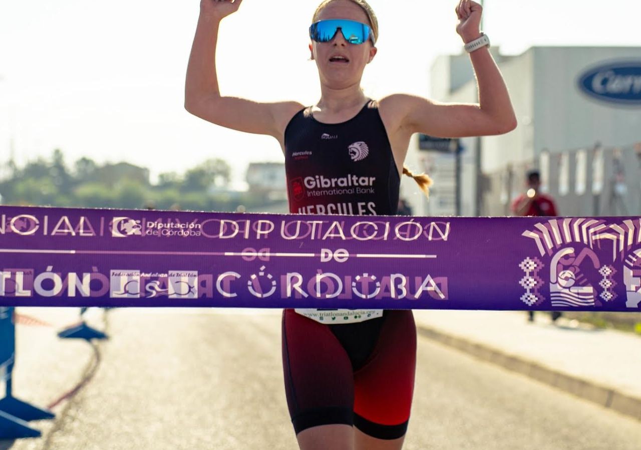 Olivia And Sophie Roberts Patterson Dominate Andalucía Duathlon Championship